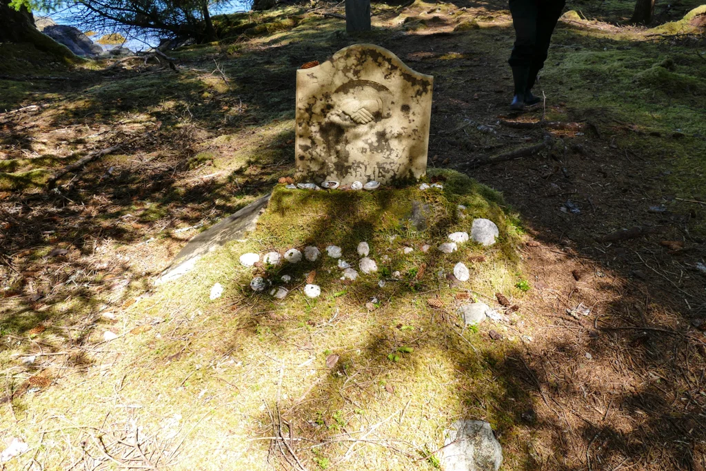  An unusual site - tombstone 