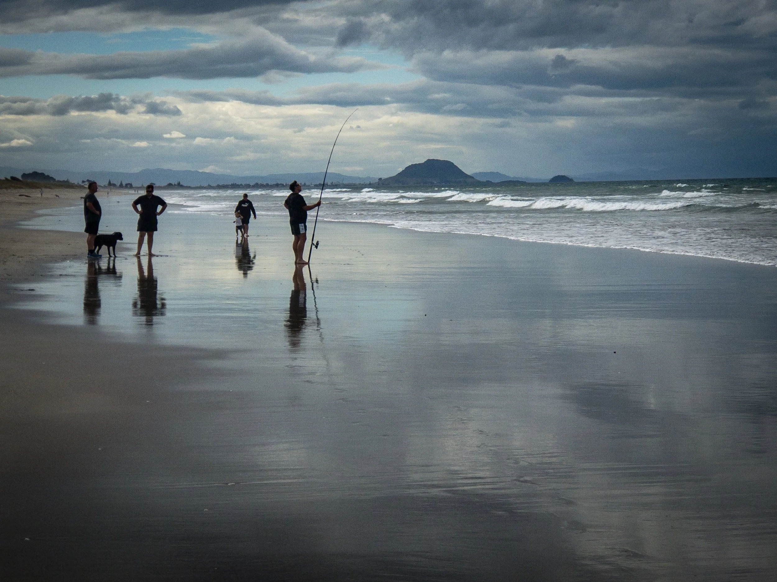  Surf fishing 