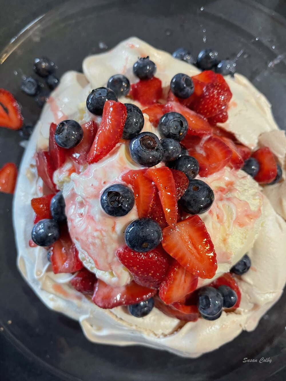 Pavlova or Hammerfield special