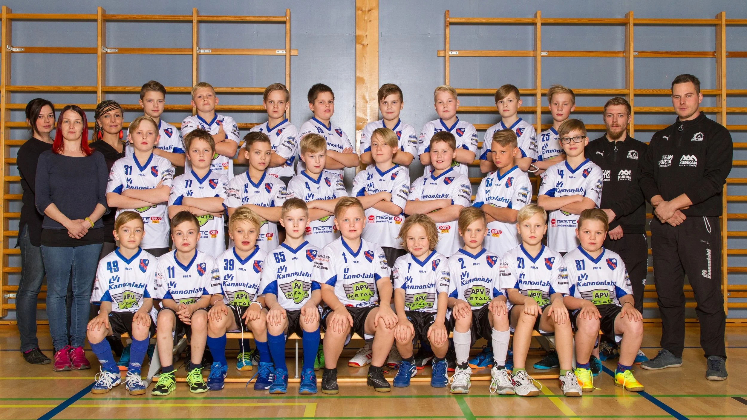 E-poikien salibandyturnaus
