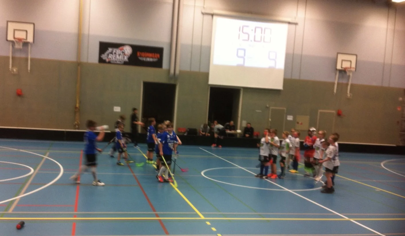 E-pojille Isokyröstä voitto, tappio ja keskinäisestä pelistä tasapeli