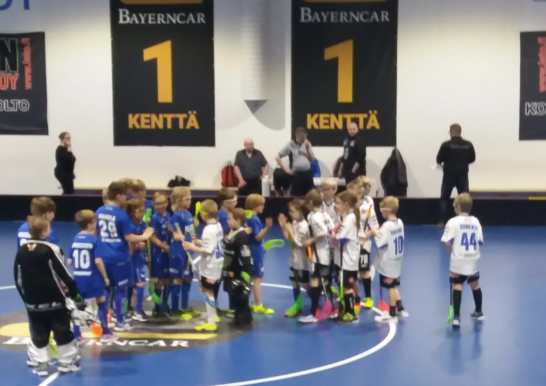 F-poikien 09-joukkueelle toisesta pelistä niukka ja toisesta hieman selvempi tappio