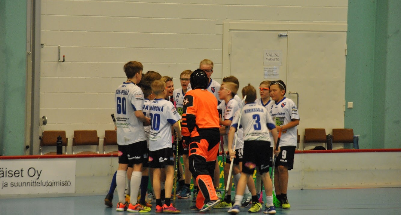 Salibandyjunnujen sarjakauden viimeiset pelit pelataan lauantaina