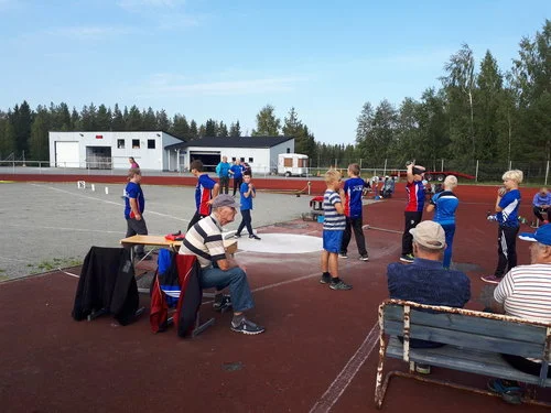 Kiekuu-cupin osakilpailu Kiuaskalliolla