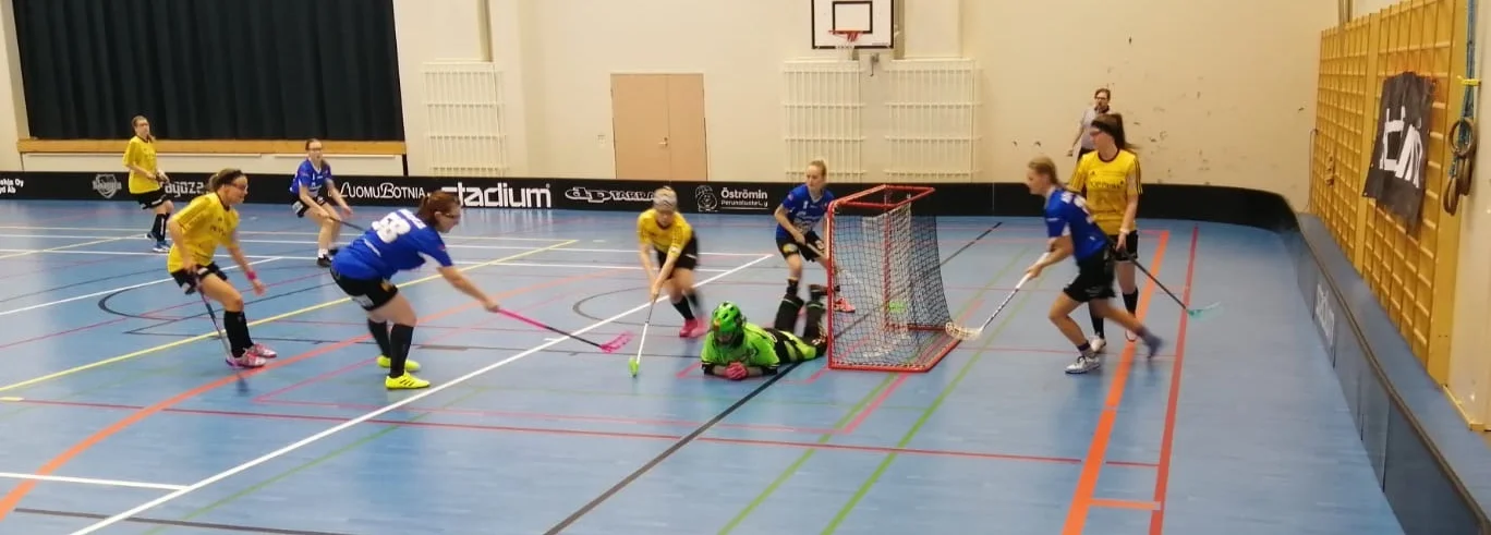 Naisten kausi hyvässä vauhdissa