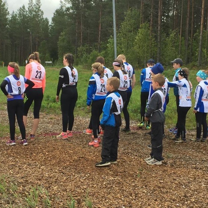 Ampumajuoksun piirikunnalliset kilpailut Kiuaskalliolla 28.7.