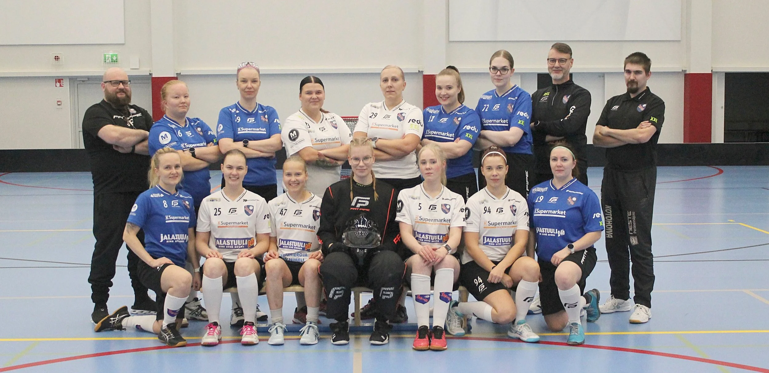 Naisjoukkueen kausi käyntiin lauantaina Lohtajalla