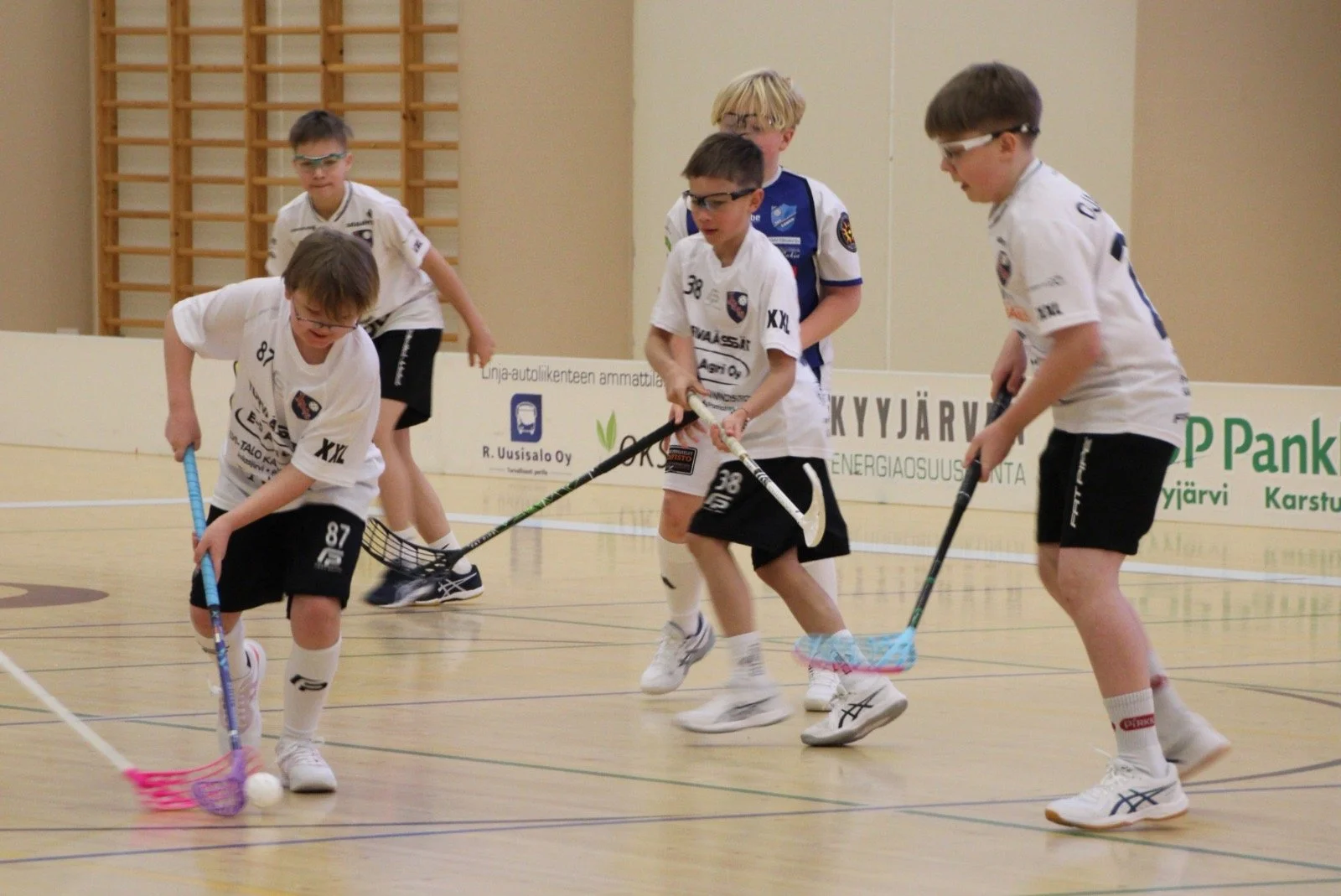 P13 haki kaksi voittoa Kyyjärveltä