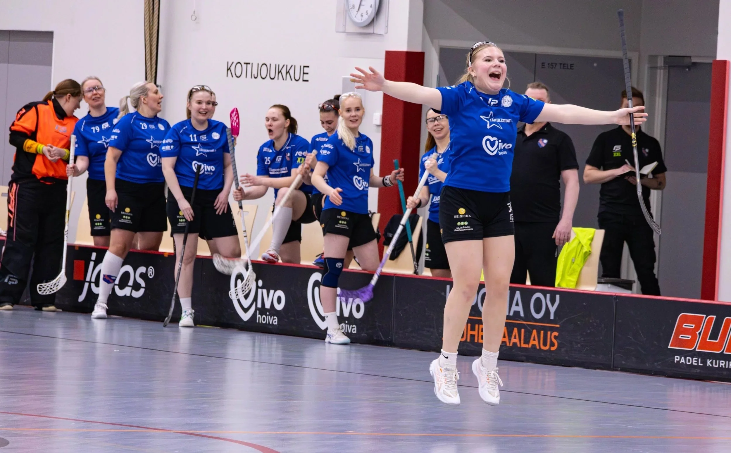 Naisten kausi on jatkunut tasaisilla peleillä