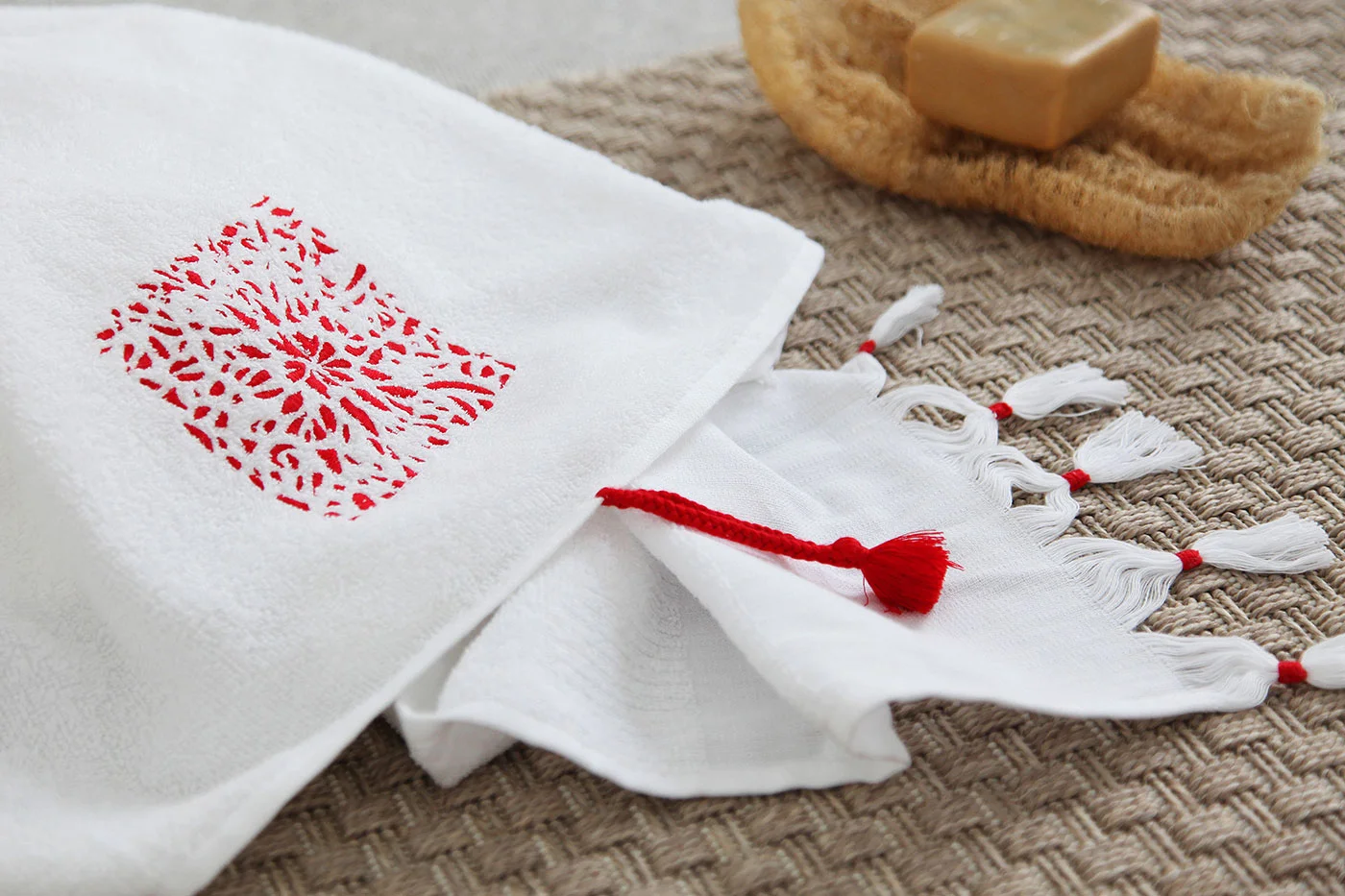 dame-yucca-studio-creation-paris-textile-design-maison-reves-maison-rouge-18.jpg