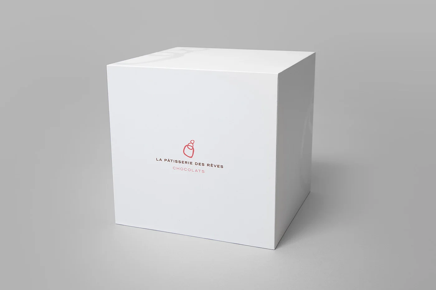 dame-yucca-studio-creation-paris-packaging-graphisme-patisserie-reves-chocolat-blanc-3.jpg