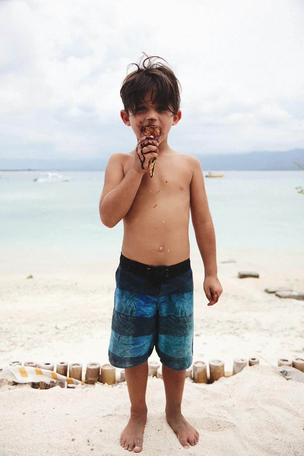 bali_boy_R_web.jpg