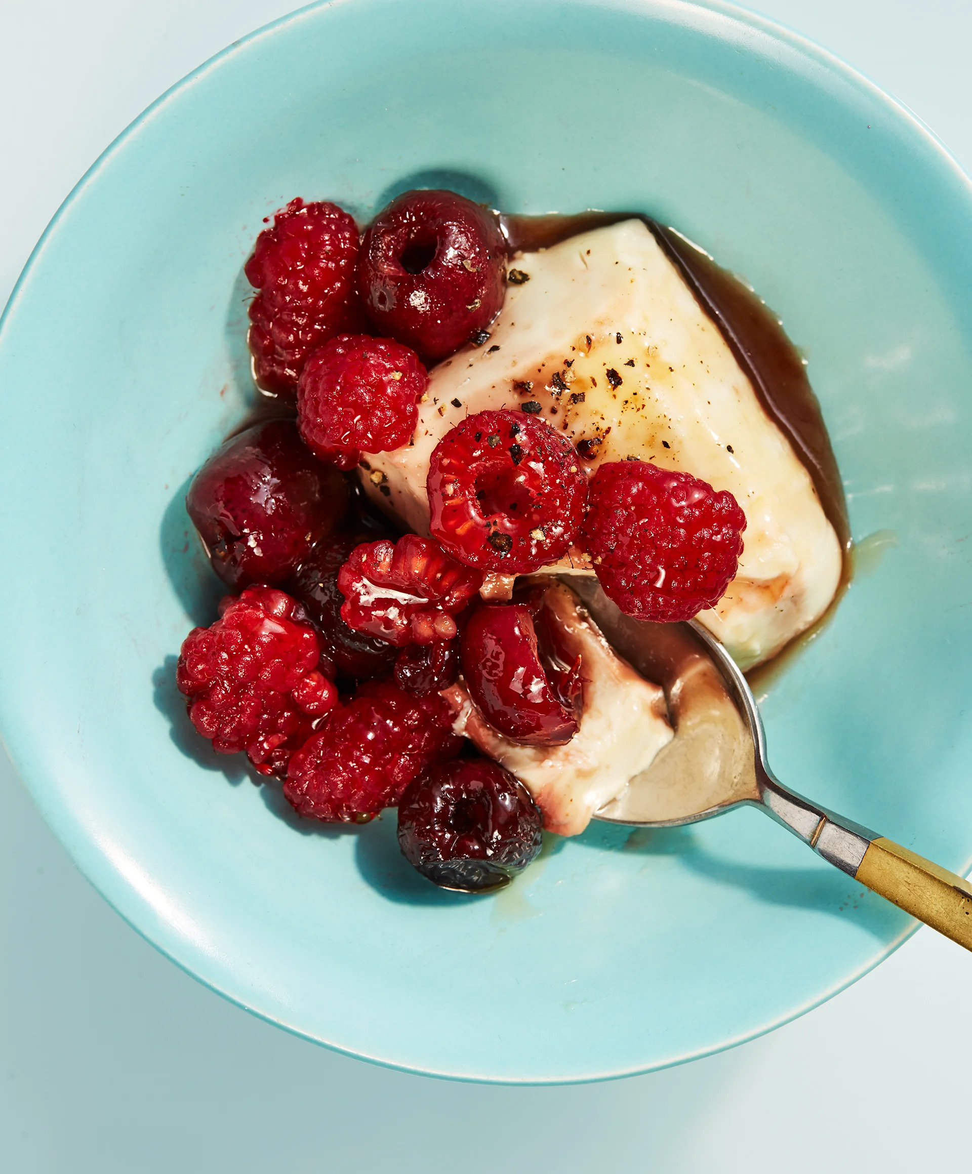 roasted-cherries-tofu-019-SB-6504536_web.jpg