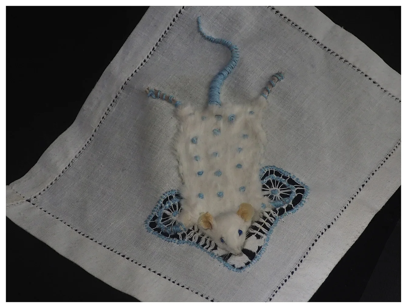 62_Hanky-Mice_Photo_Lill-Ann Chepstow-Lusty_2019.jpg