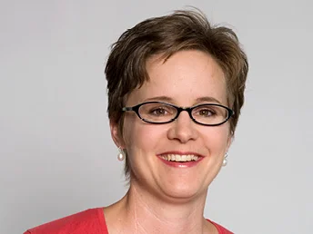 Monika Fürst Inhaberin Dipl. Physiotherapeutin FH Kernkompetenzen: Bobath – speziell Ataxien, Parkinson, Facialisparesen. Förderung der Lebensqualität mit Geduld und Humor, Ergonomie, Haltungsschulung, Triggerpunktbehandlung, Dry Needling Sprachen: Englisch, Spanisch, Italienisch, Französisch Telefon 044 400 33 37