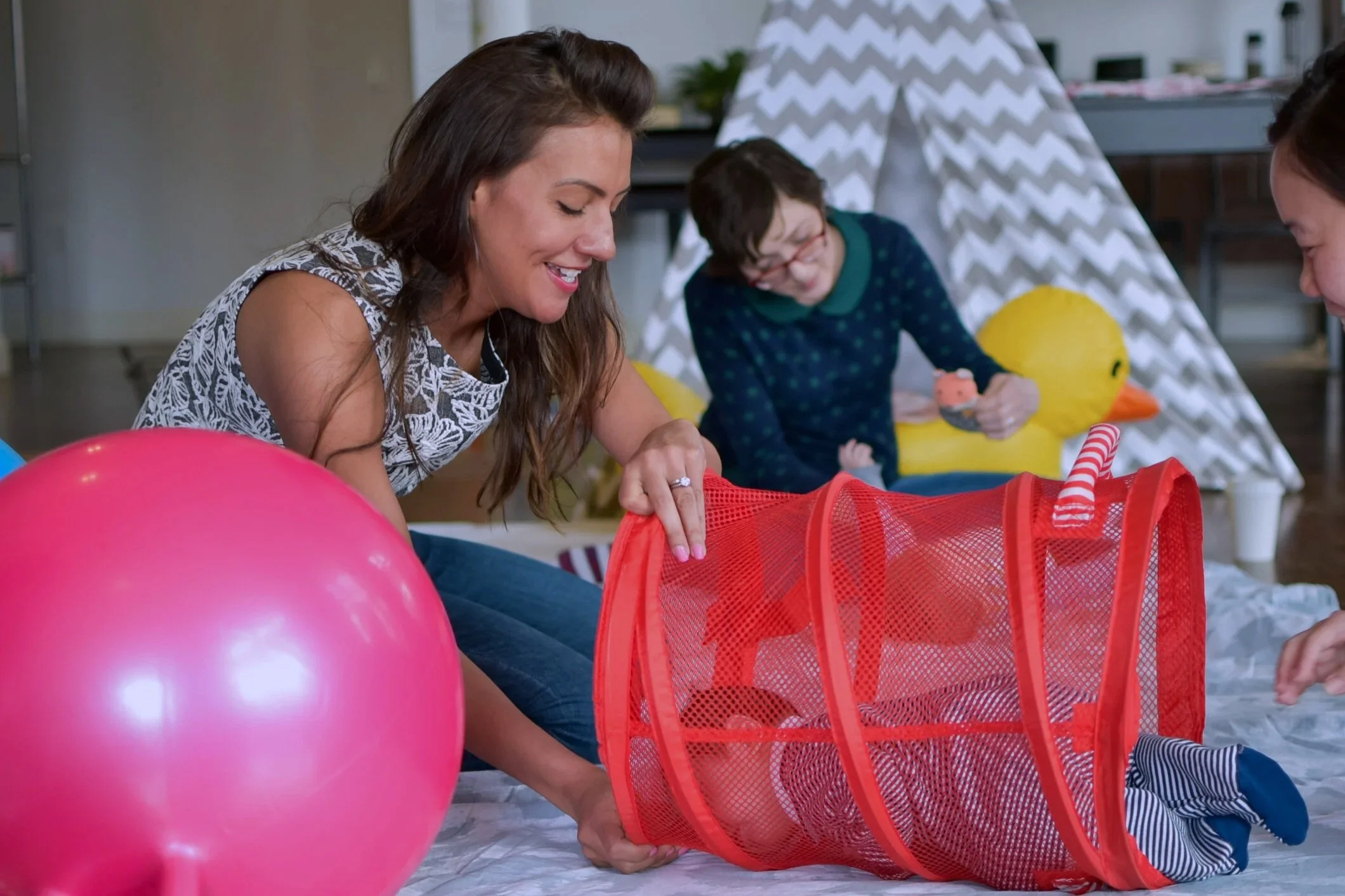 baby gross motor play-based occupational or physicaltherapy