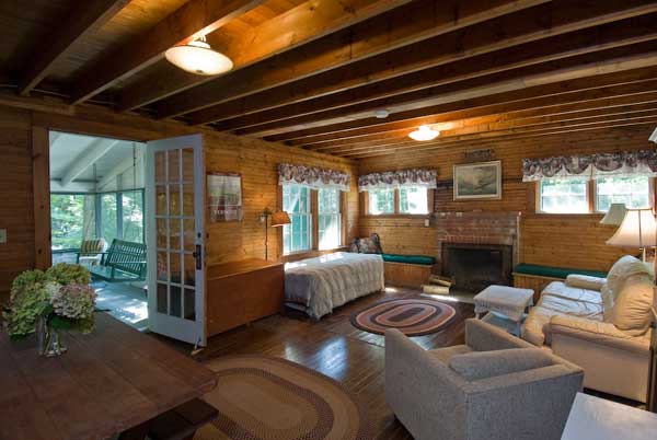 Gathering Room 1.jpg