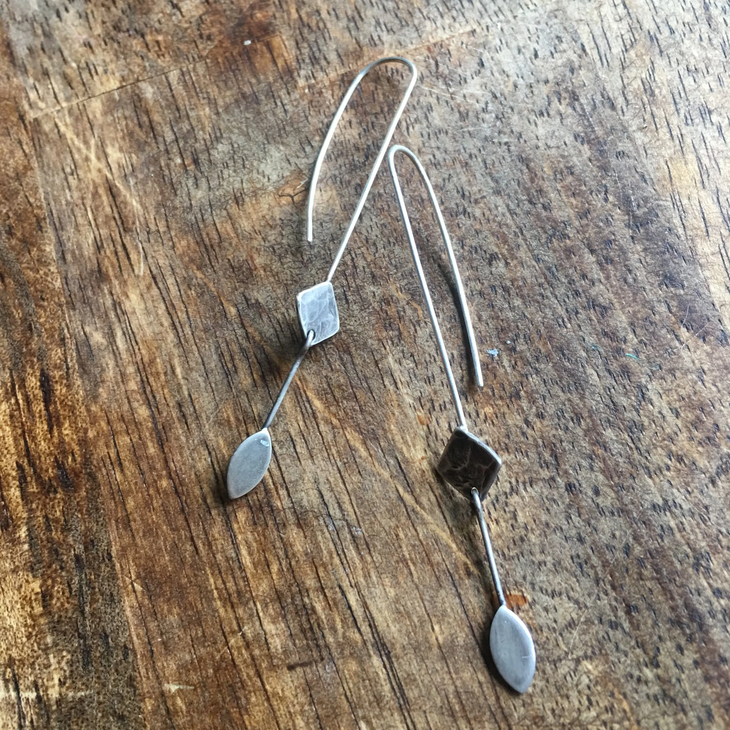 B0A17AAD-DBCF-4743-827A-4F38FE0F6CF8