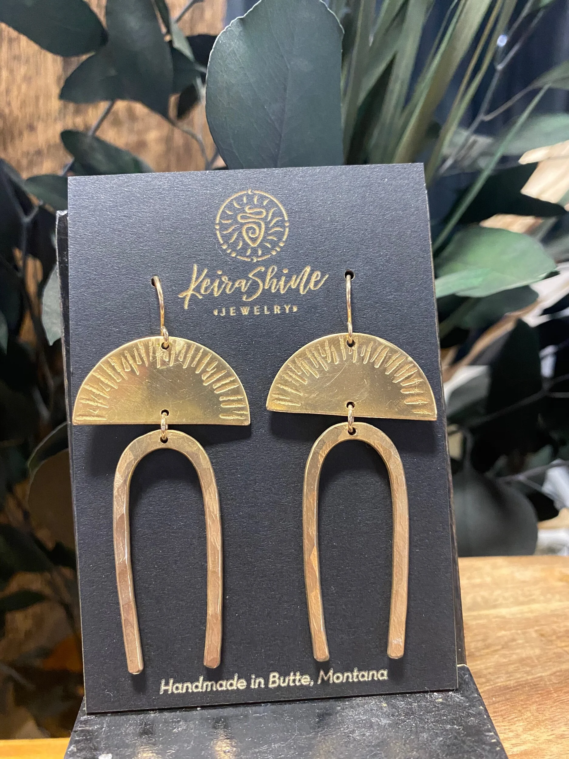 2F2933F1-62BC-42E4-A3C9-559942F770F7