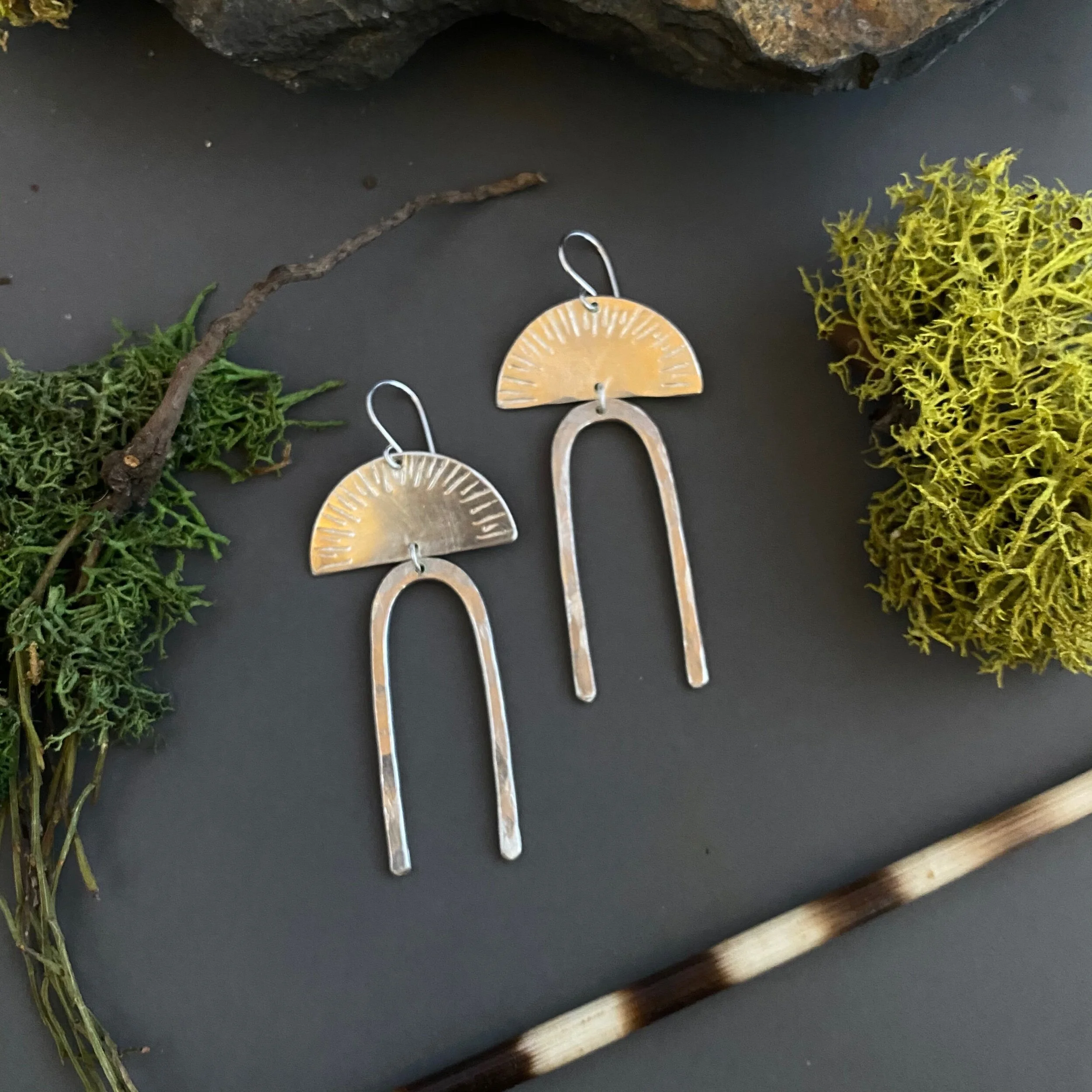 8C6DB3C9-6DB7-4B42-8EEC-E0FA6930E617