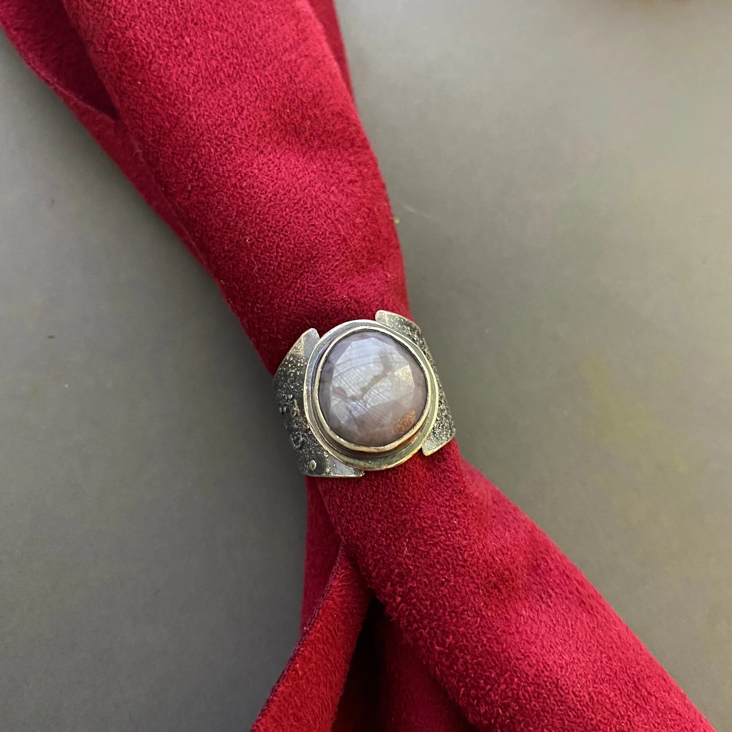 A26FC2A0-3DF6-4FC5-A51F-302F779157A3