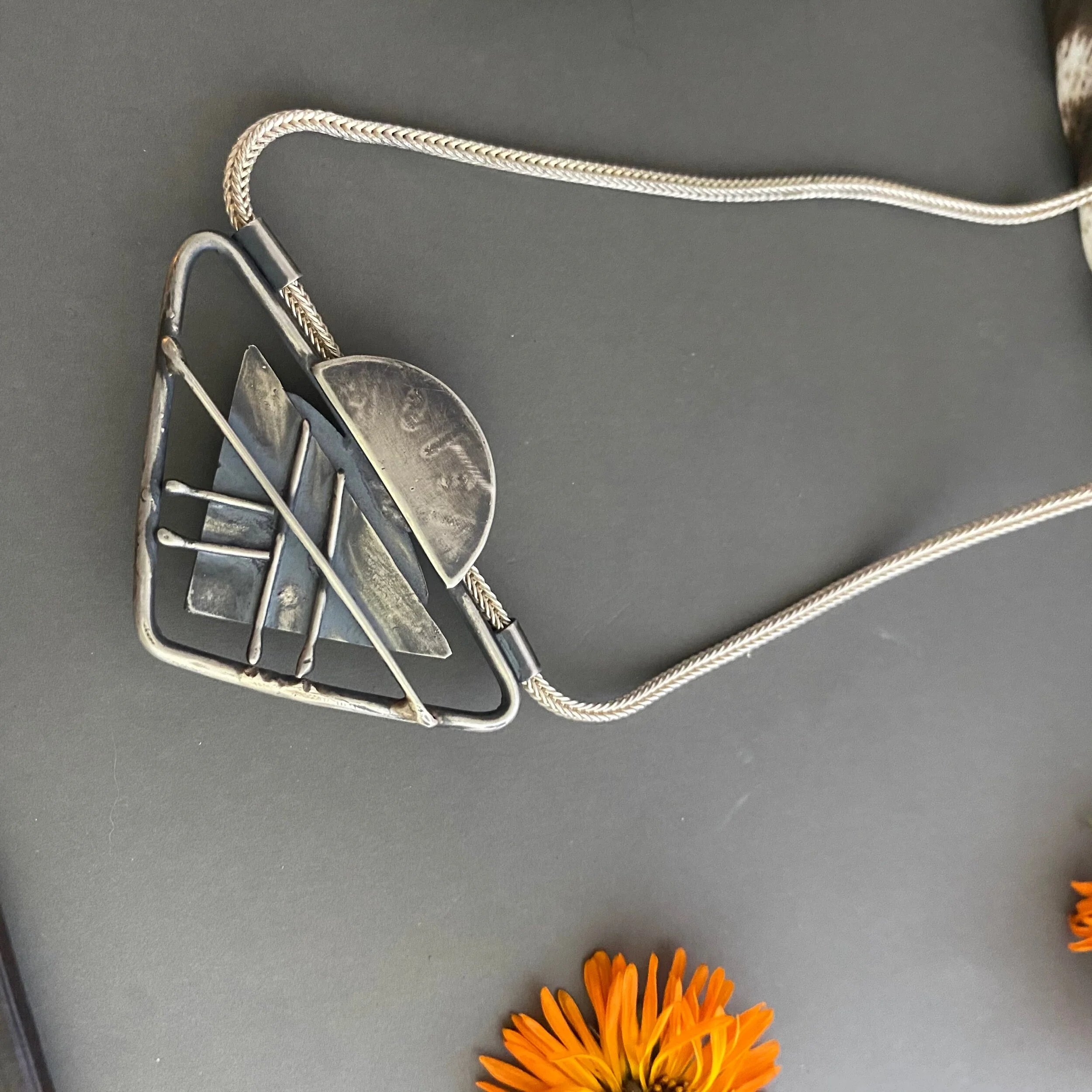 2967E406-1BD5-4FA4-9B71-4C568D4DABBC