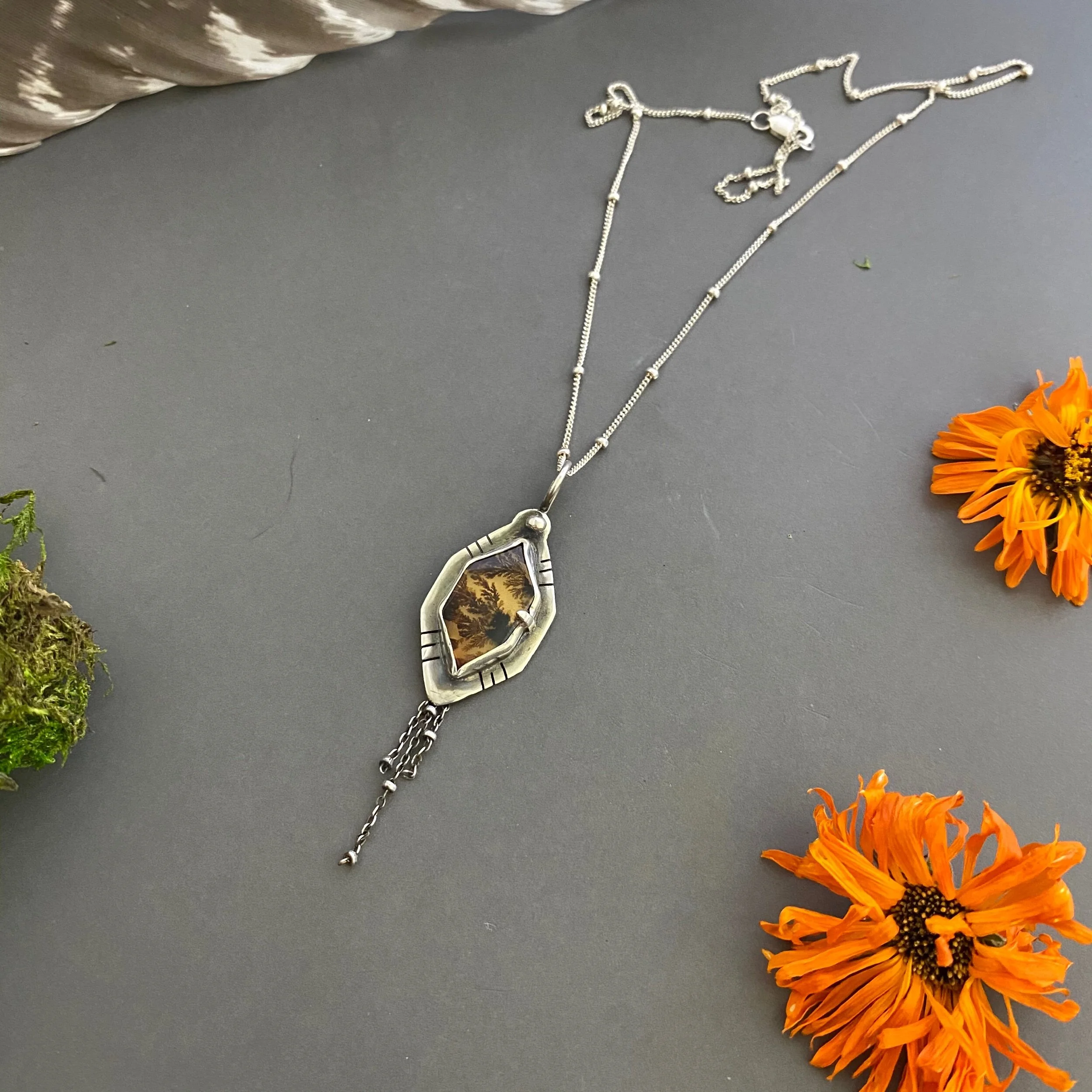 AE573C1E-C865-4066-AB2D-C2A8B4ADEF48