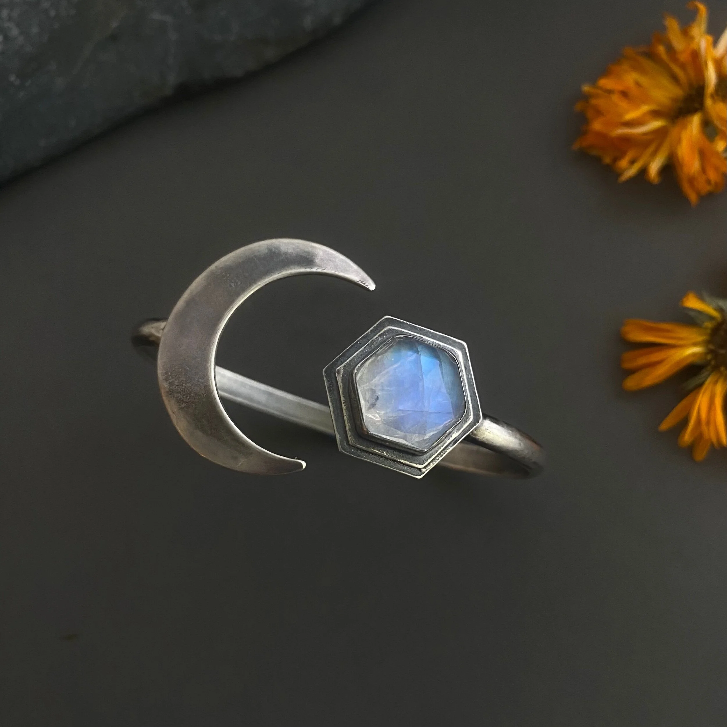 39DEE5F4-785C-4E92-AB1D-7B73536CF614