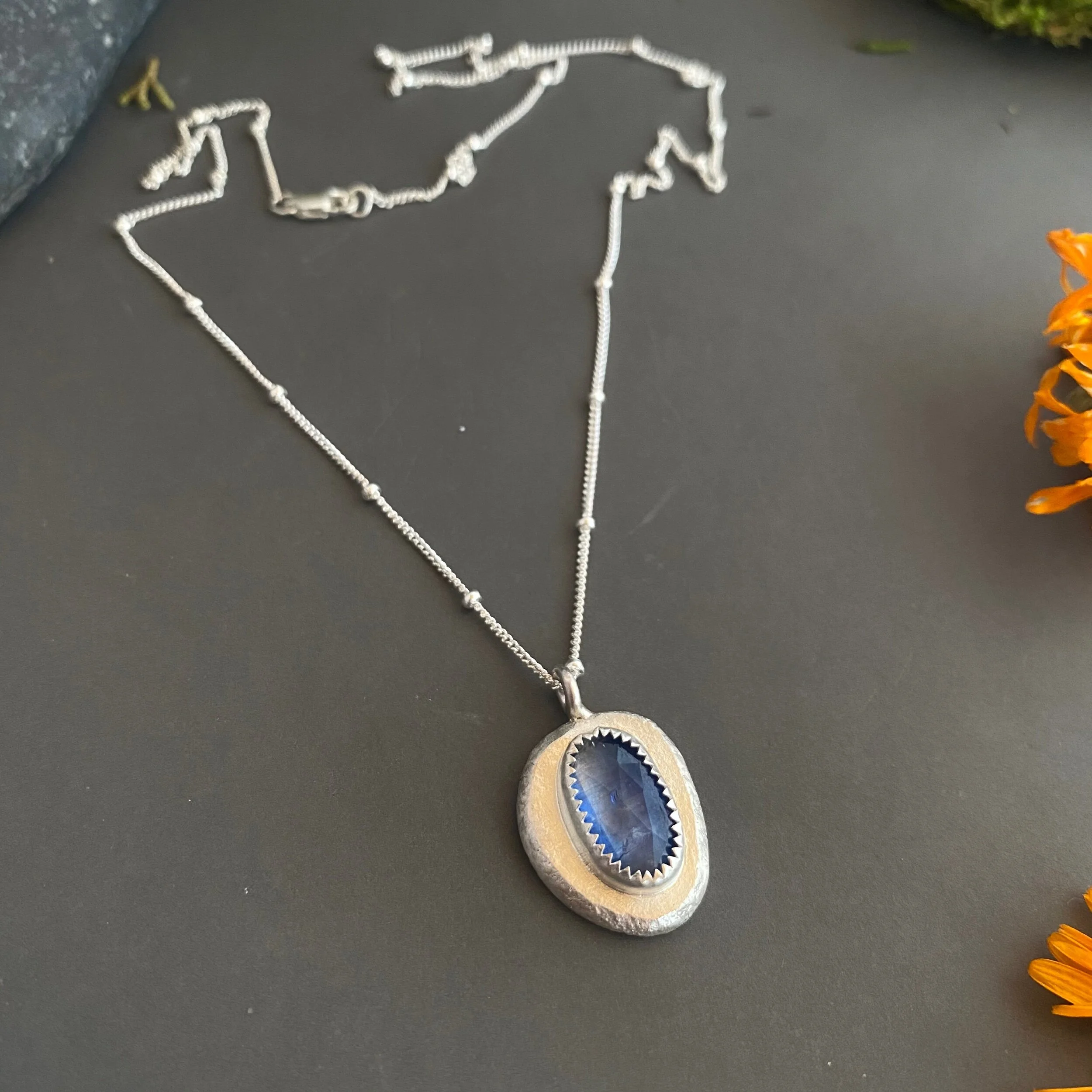 EDE5D3ED-0FA9-4321-987A-1AA201785612