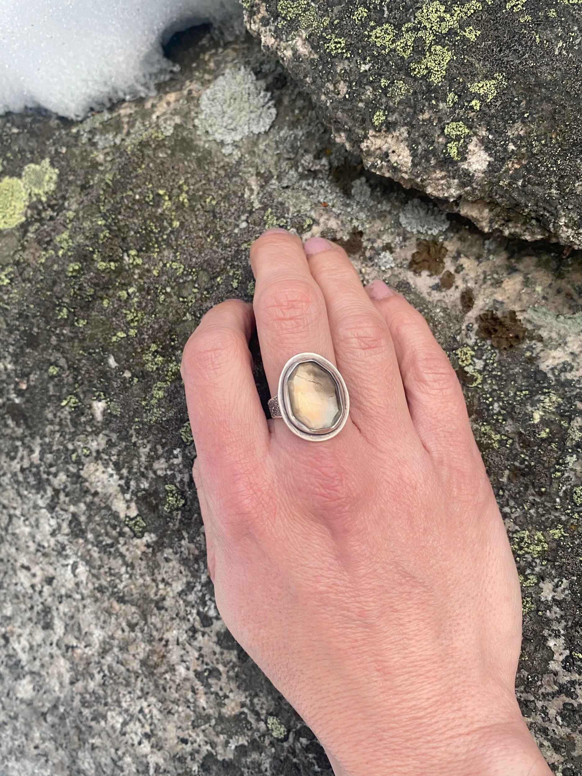 103DDA4D-A4DD-4DDF-AAE0-6AE708AB3D7C