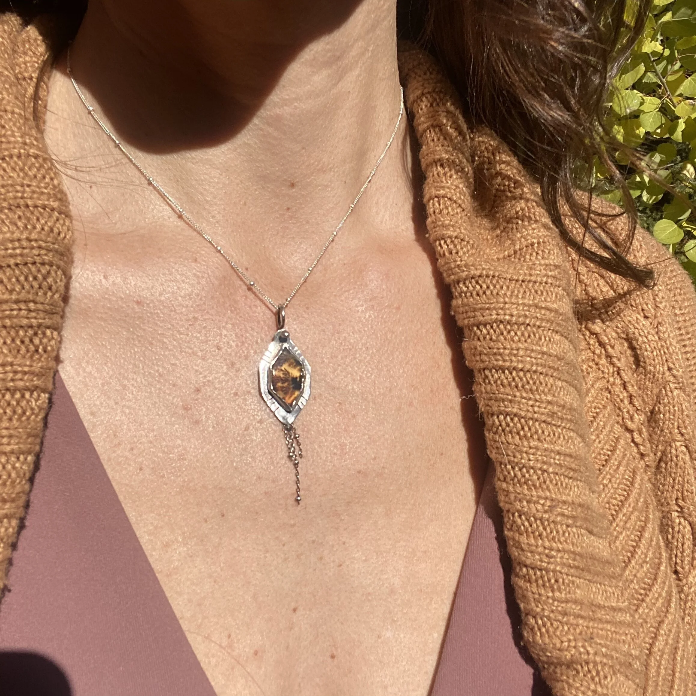 9C95785B-566A-4E6F-80DD-78E465E97D0A