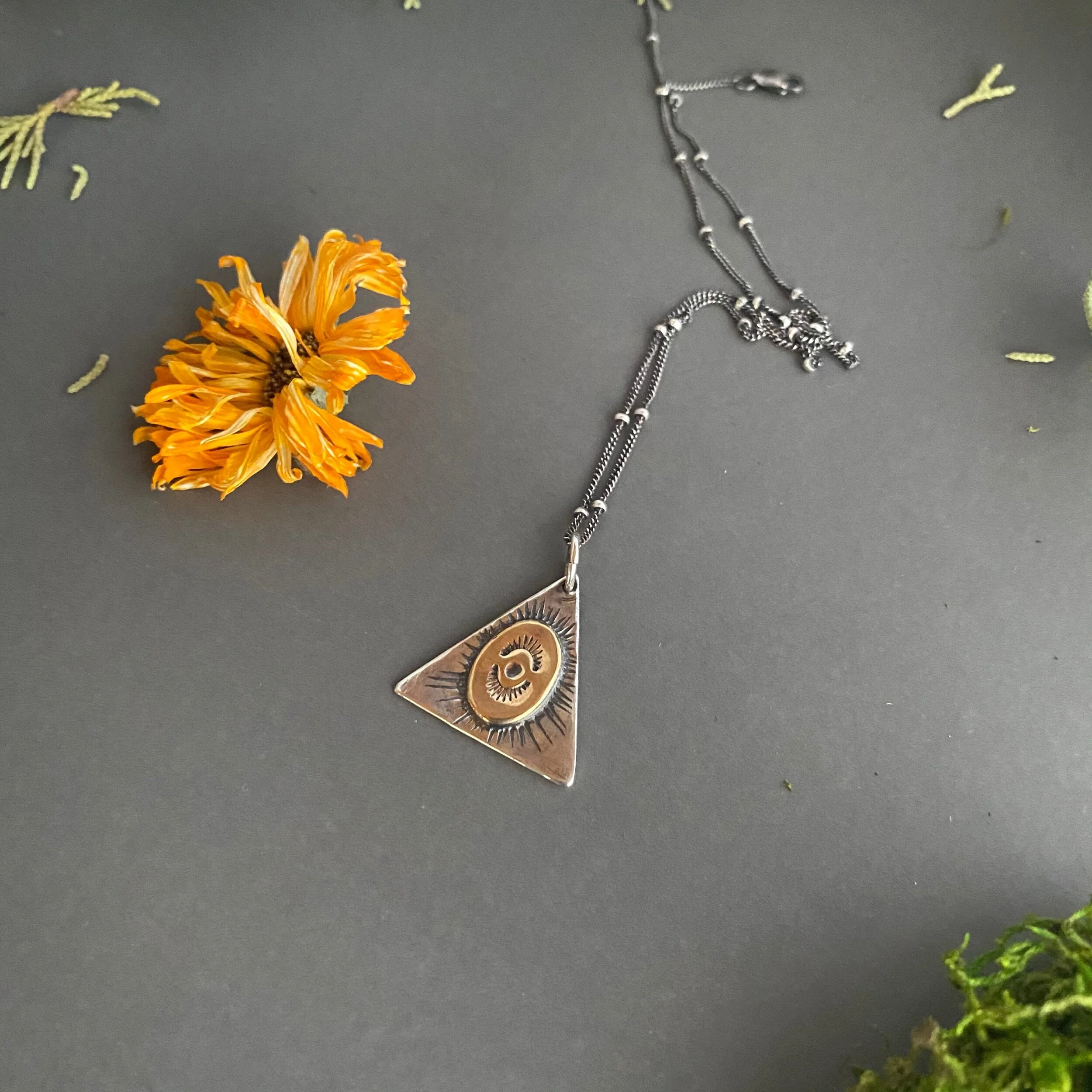 9803E748-8E1F-439C-AE4B-E74406B31360