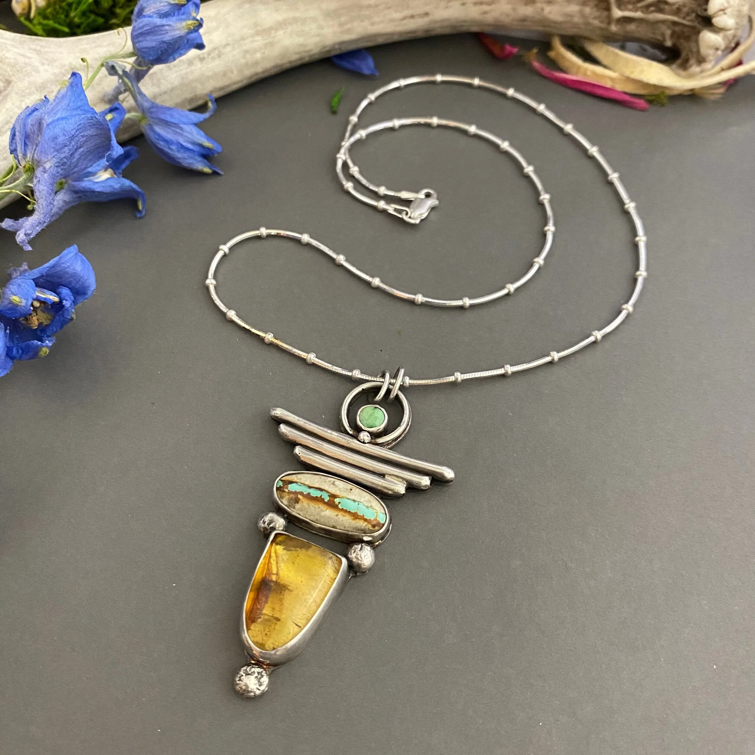 E09C12F5-8DBE-423C-82BF-AB4CE1076B13