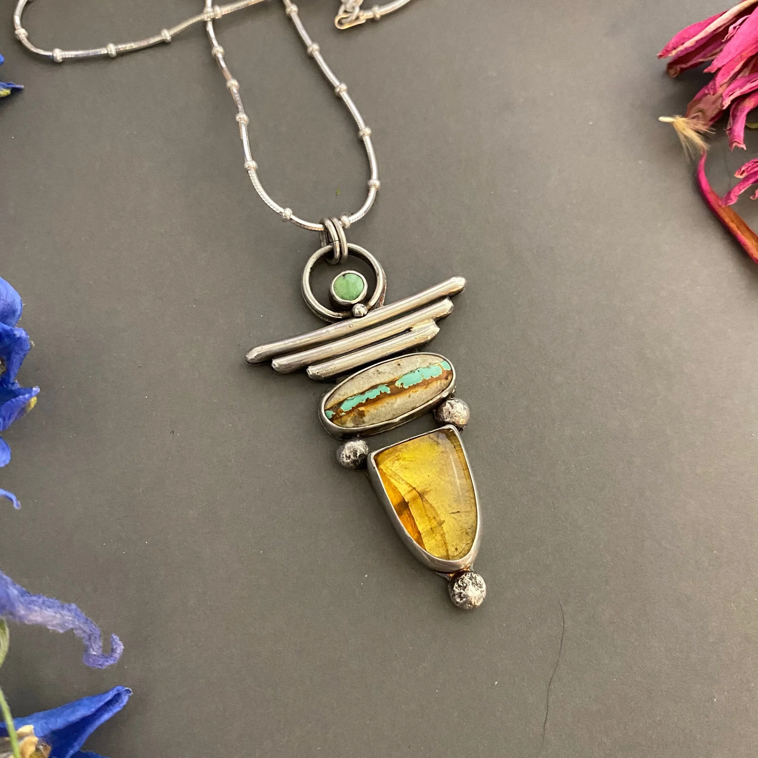 DCBBC736-7A9A-4F64-88B1-44B16CFF35FD