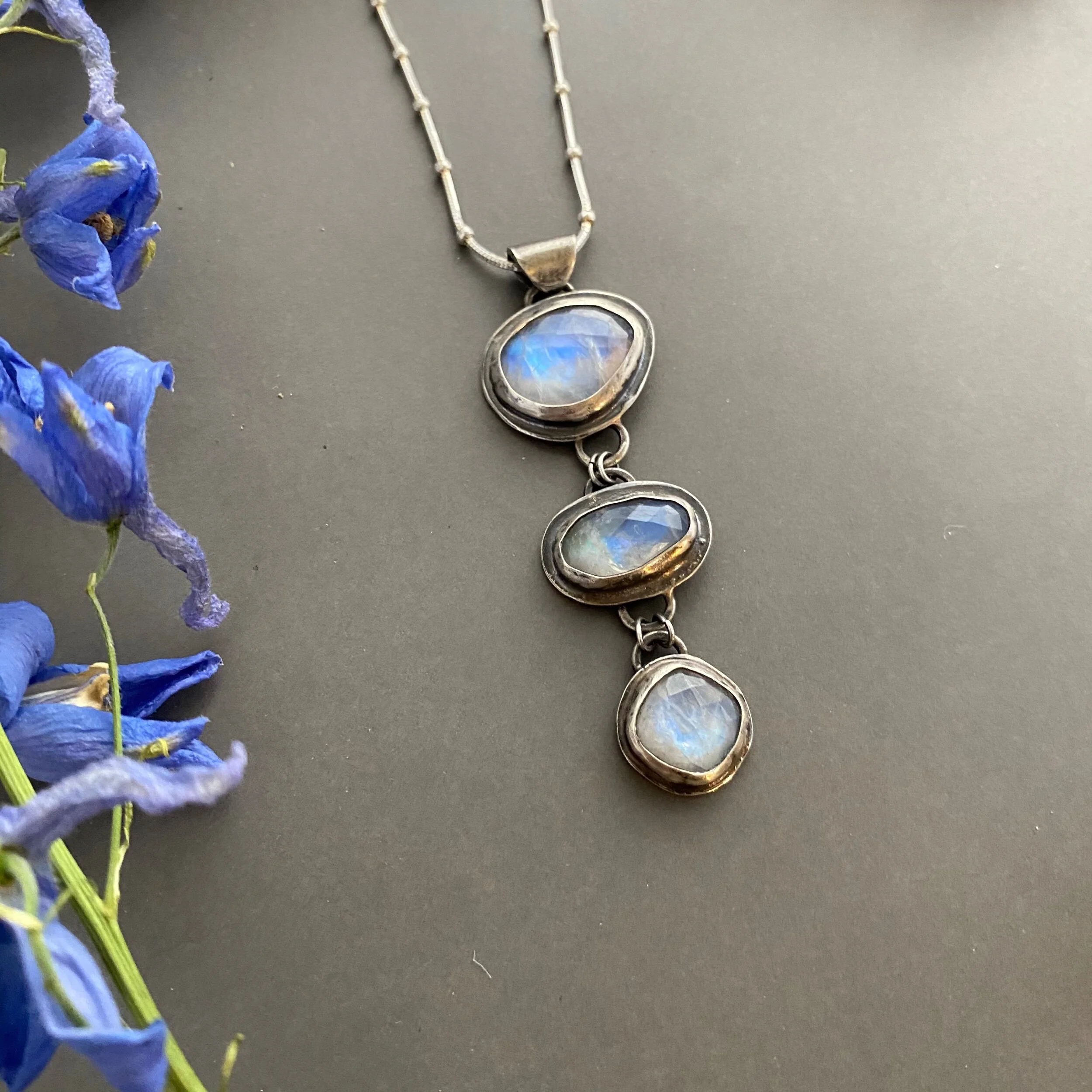 1B05B941-5F57-4E2F-B52C-C8CB1069EDC7