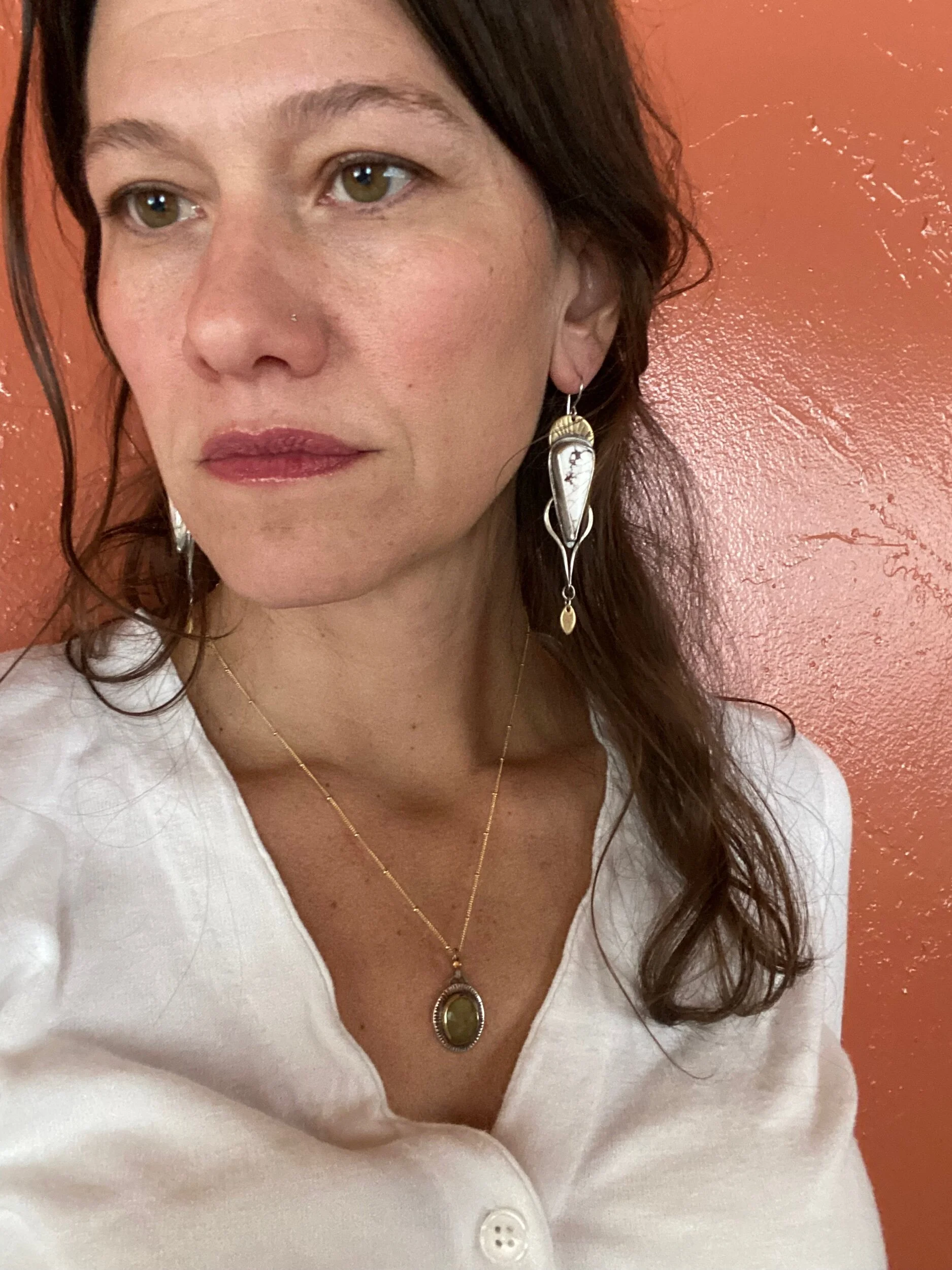 51F51B97-0923-4FB0-ACB7-33C49D01945A