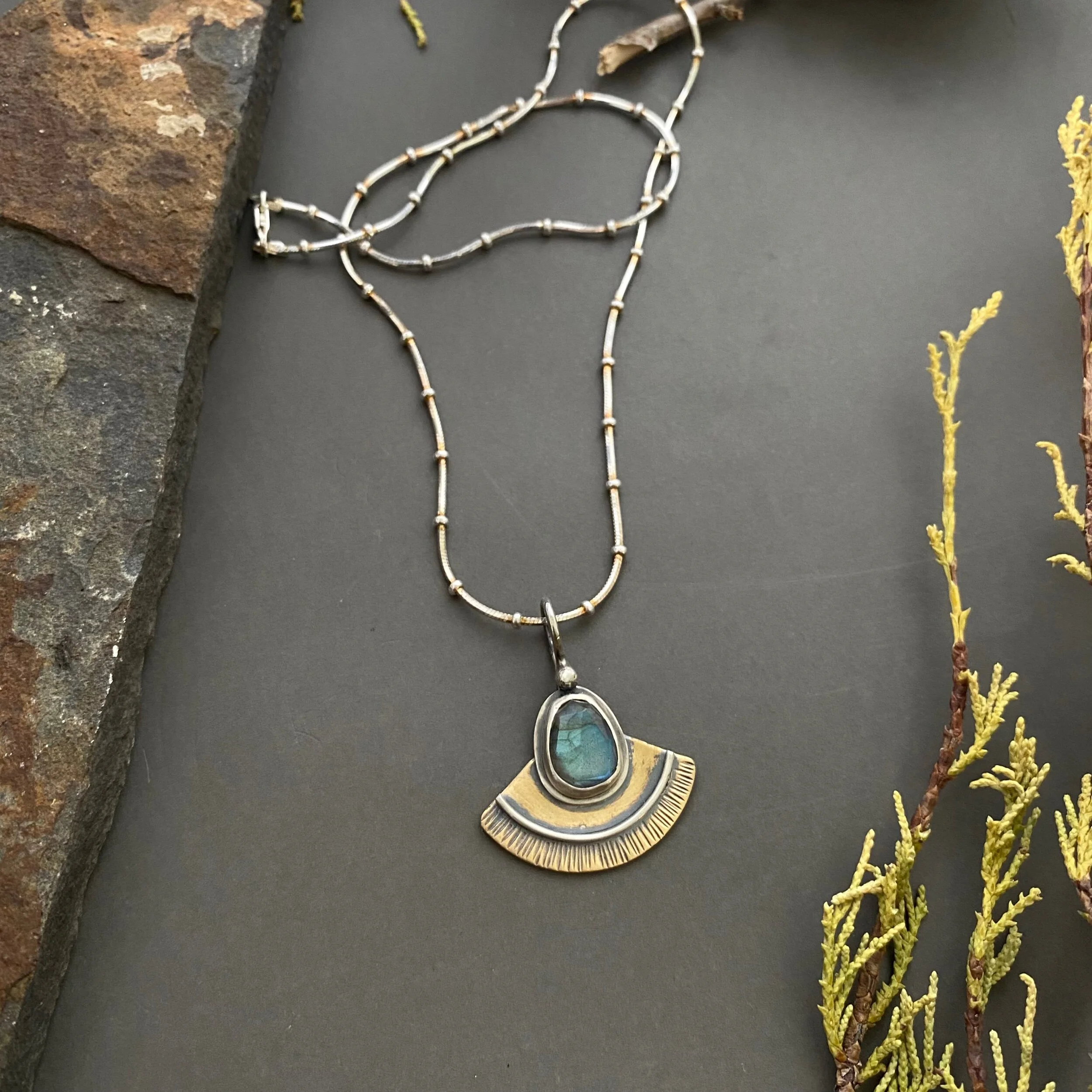 5E673E00-7F40-4897-9F59-4C1A2BD6BB90