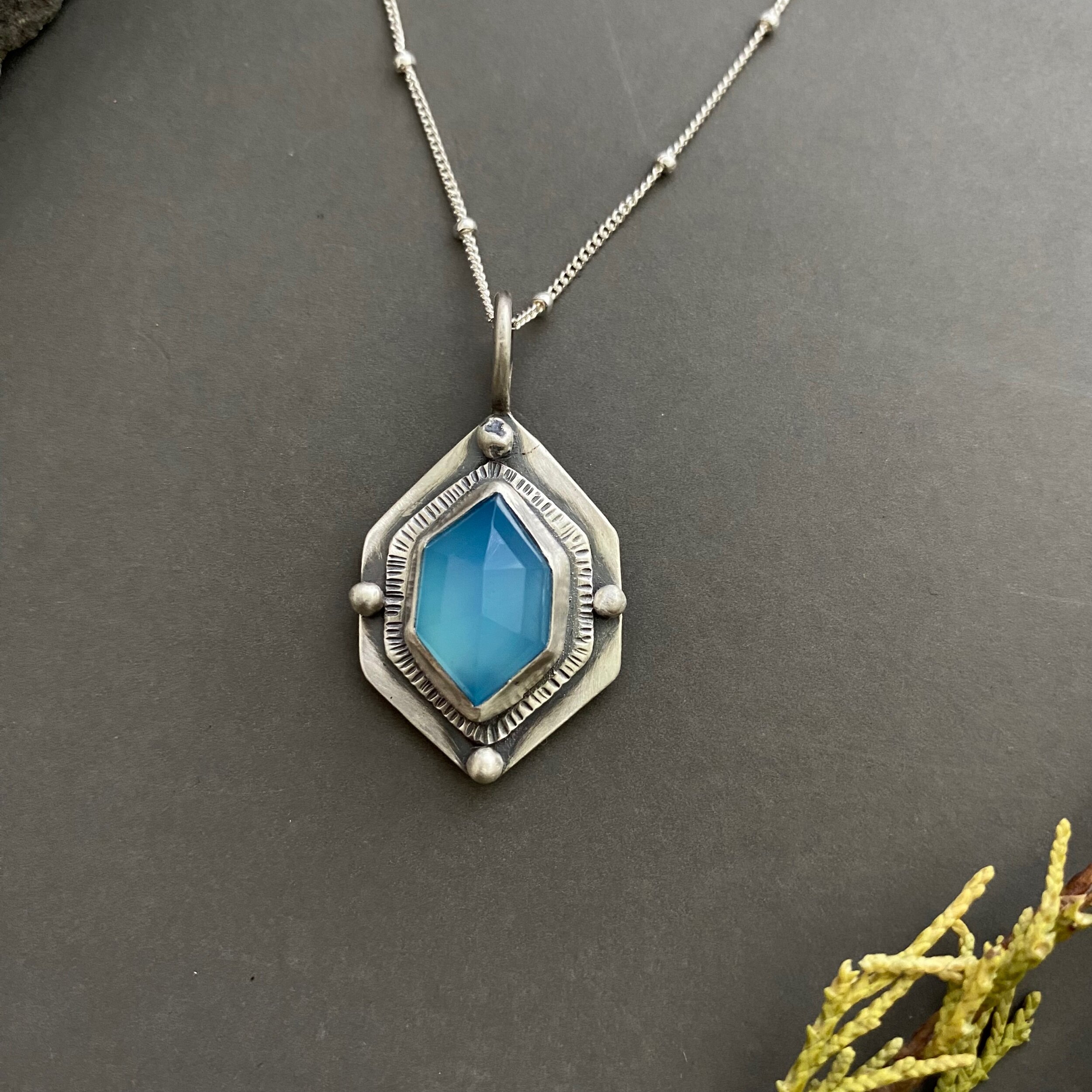 7EFF6C43-6682-46CE-8766-68DCA89C164A