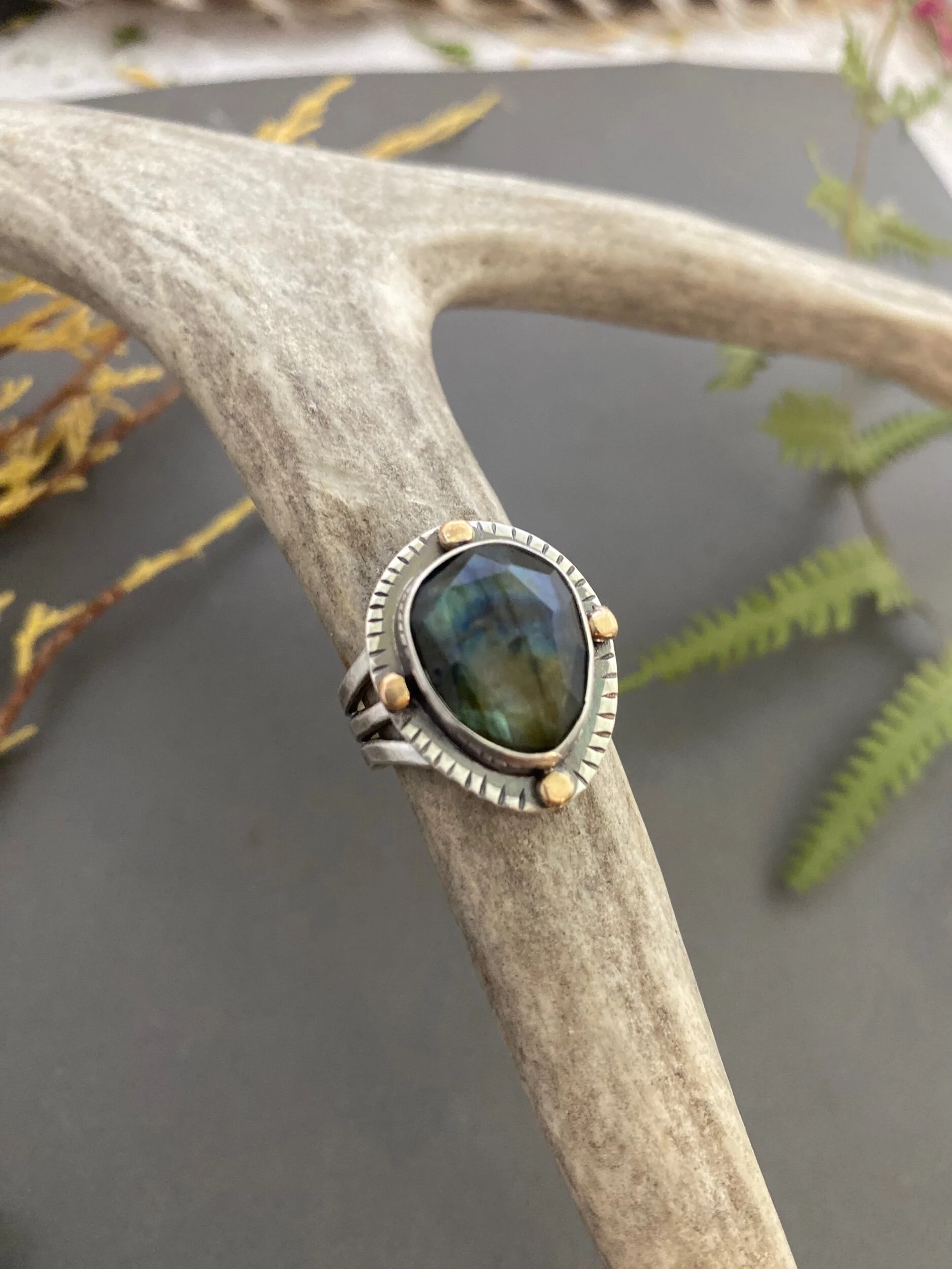 FEA032DD-12CB-4919-B6AA-89A393BE0D74