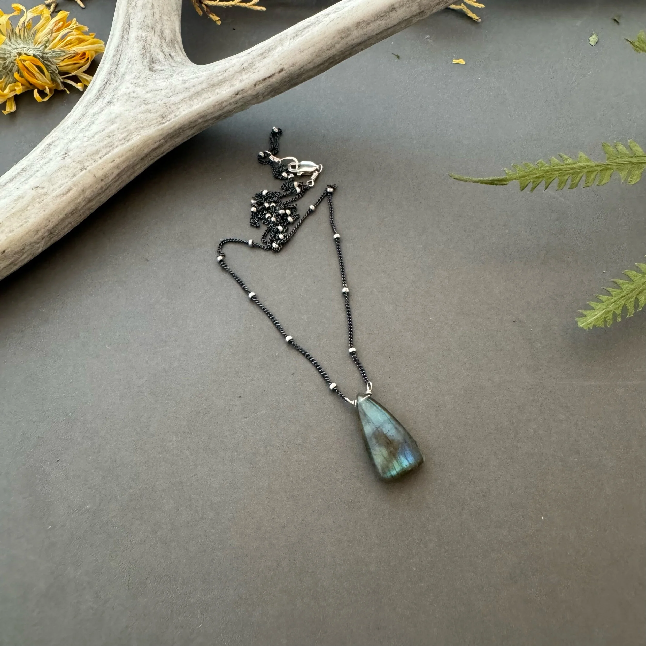 72B21A93-A6D8-48A2-83D7-DAD5FEA75C55