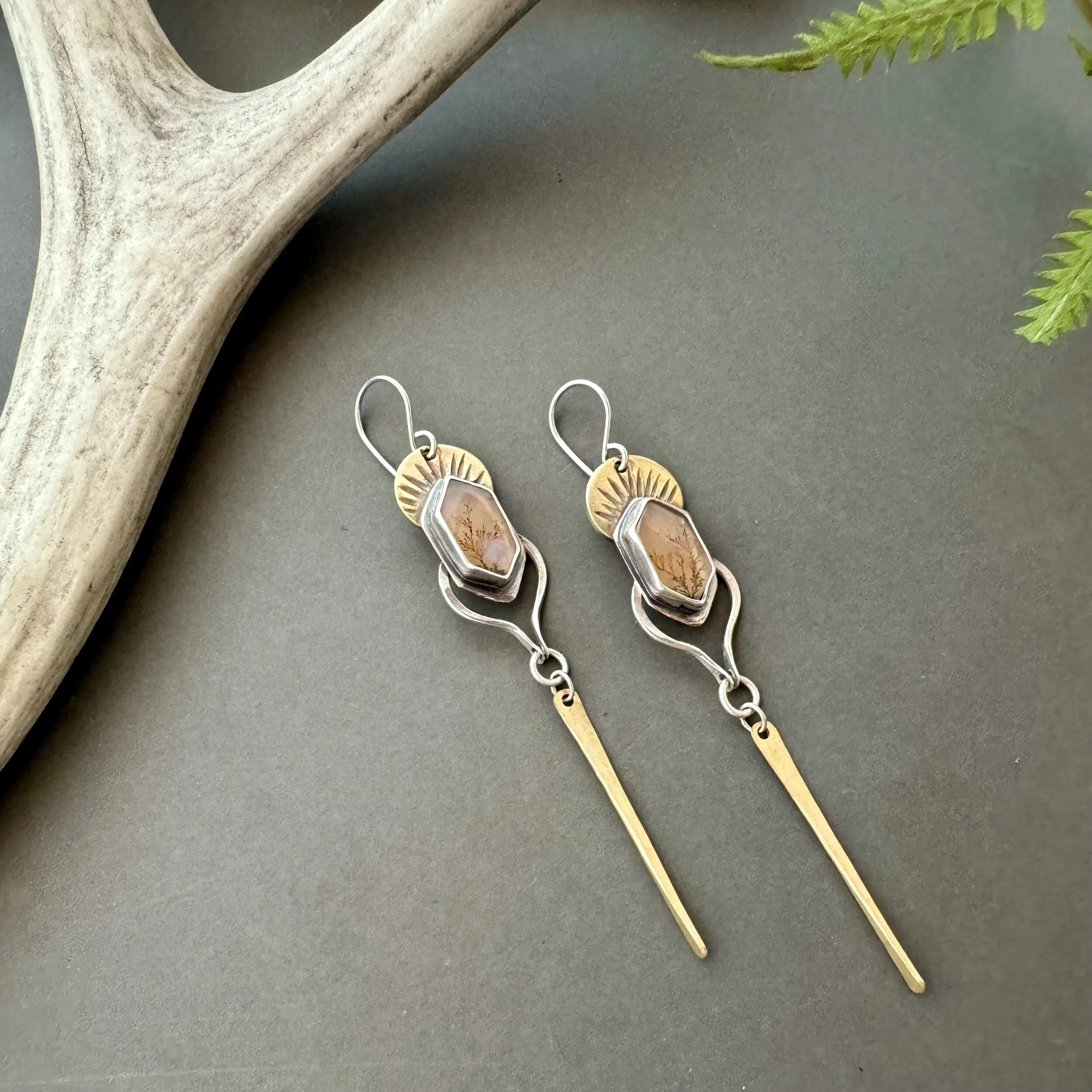 419E81D0-4F11-4CD2-A7B9-FA2FA692D352