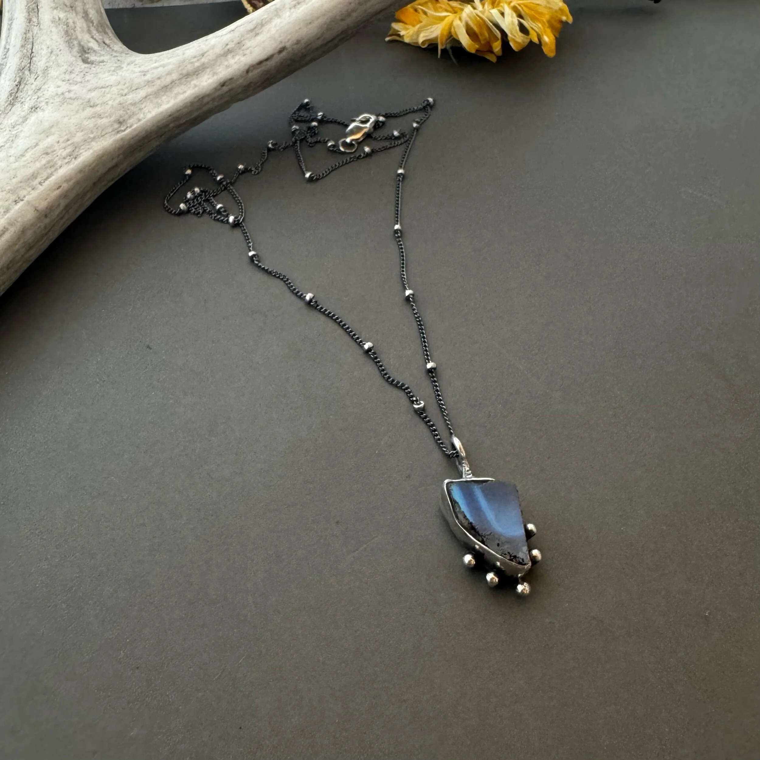 7D7575F5-F349-4B08-9E3C-51A17A185B28