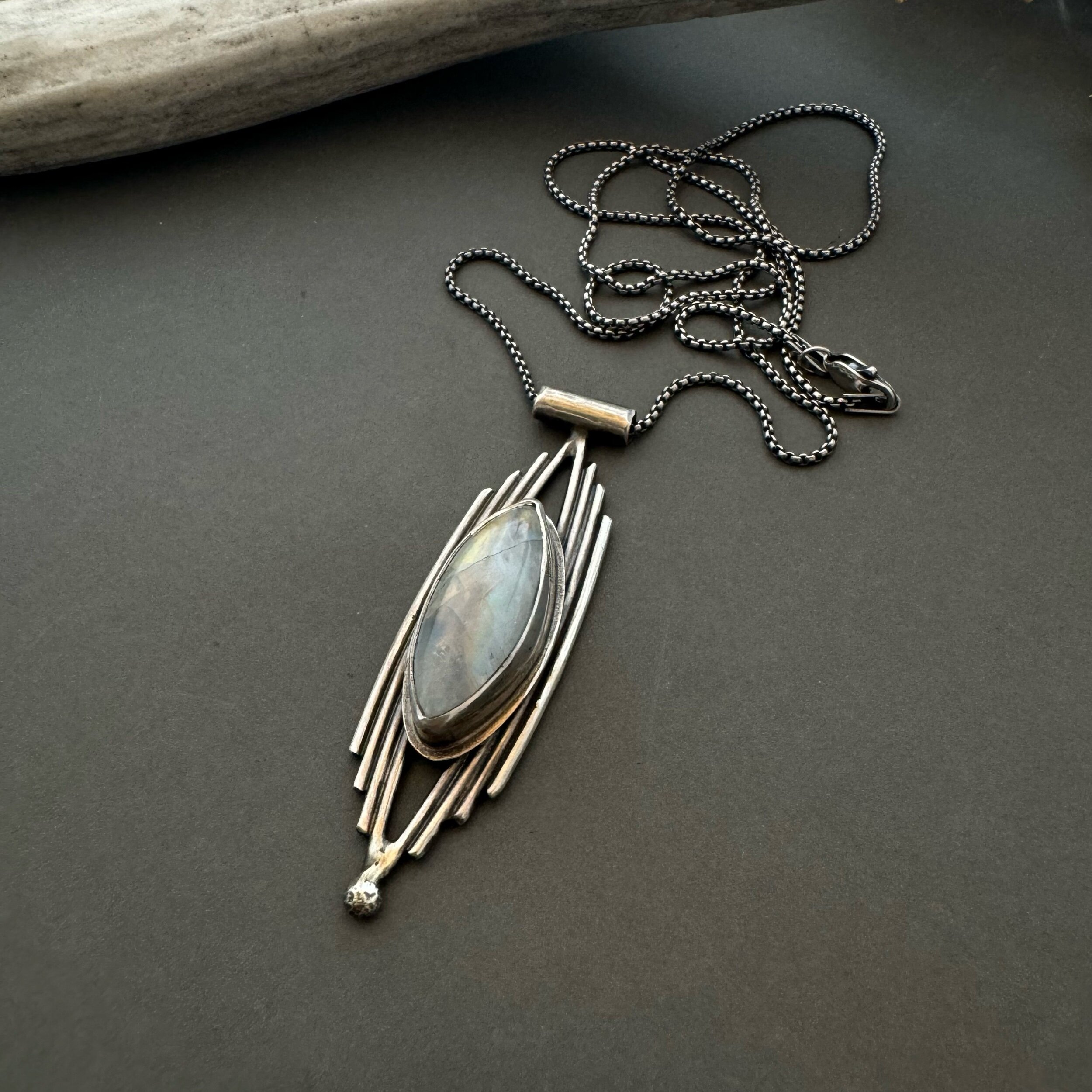 876E1B8C-6147-4B3F-A4E6-B34C394CF7F3