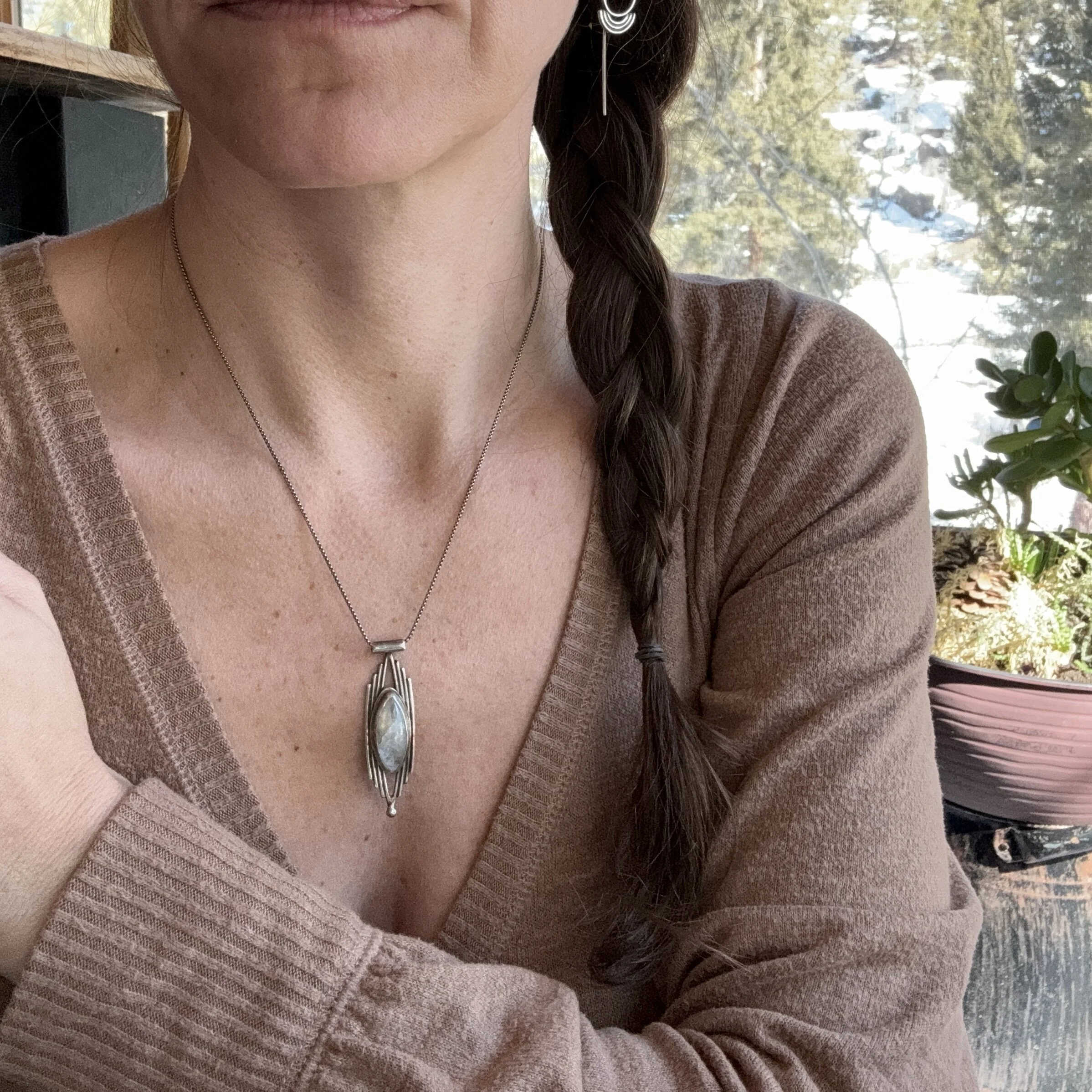 B1BC6EE9-BDED-44E0-A904-0266B77A0C0A