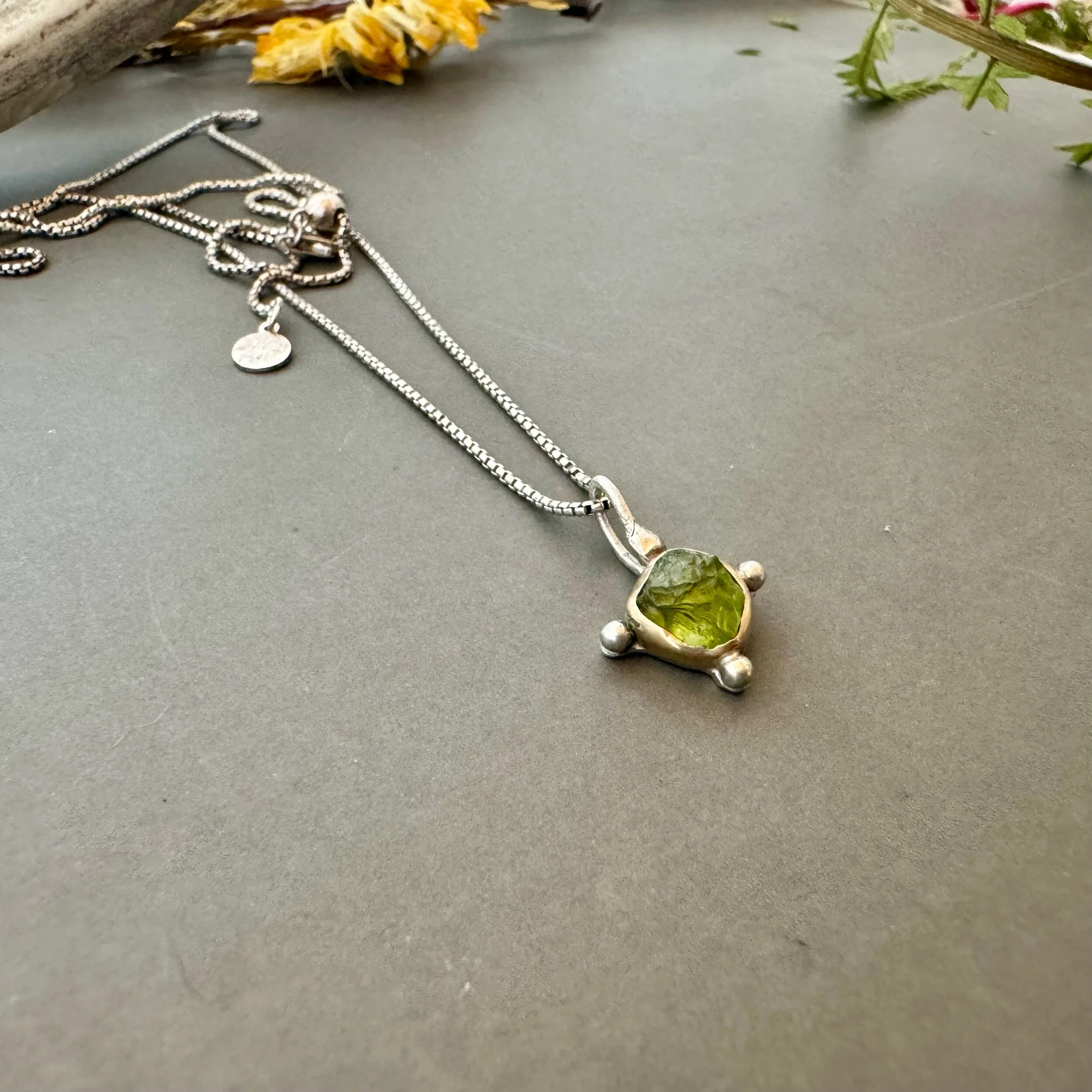 8C30D16F-9256-41A2-BF81-28000135317F