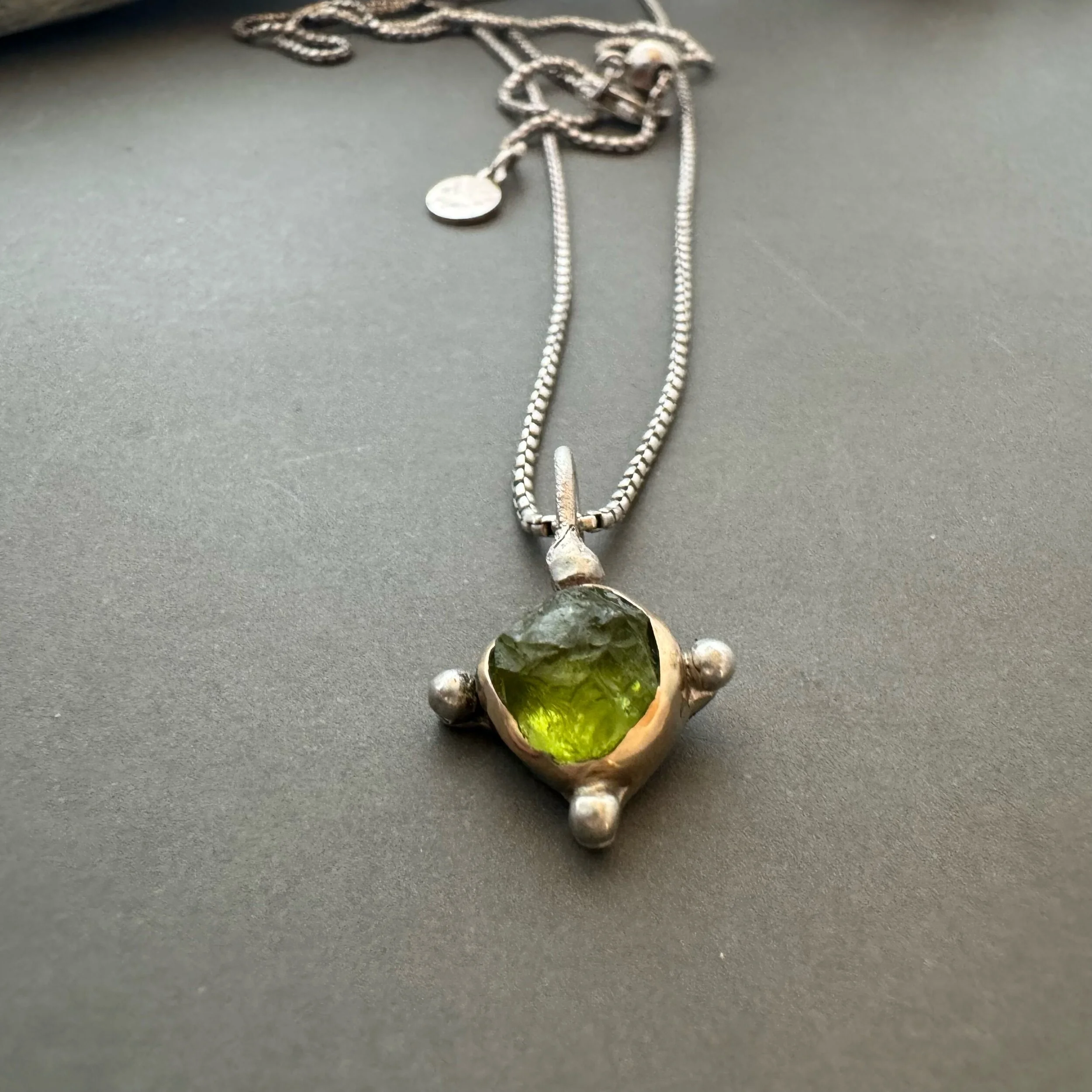 4F6DE619-A0AA-4FF9-A43E-0DF97CC7BB49