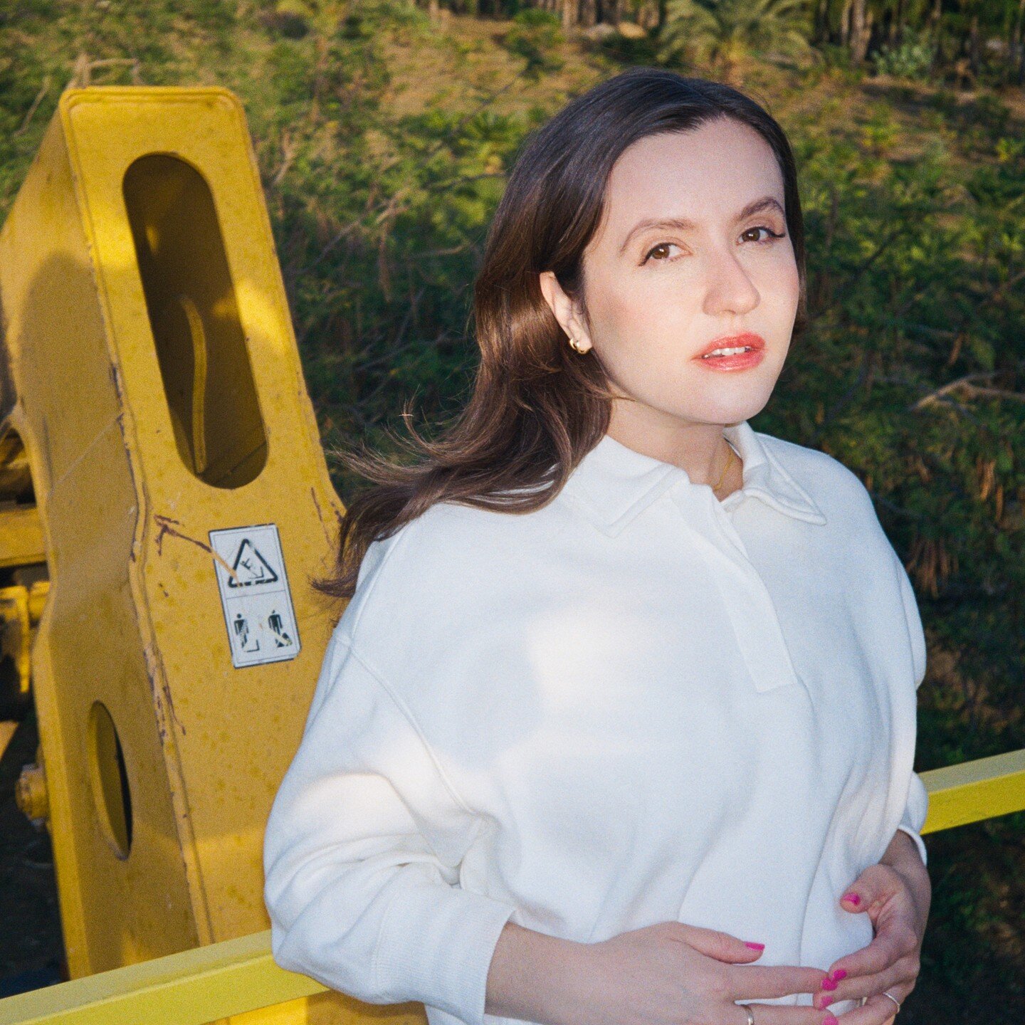 @jessy.lanza announces her new album, Love Hallucination, out via Hyperdub on July 28 heralded by new single &ldquo;Midnight Ontario,&rdquo; featuring a music video directed by Infinite Vibes. With her most recent release, &ldquo;Don't Leave Me Now,&