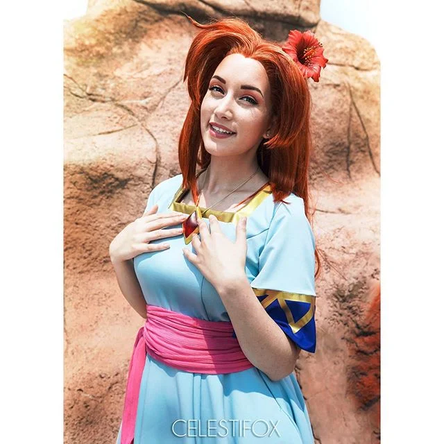 ☀️🌺☀️
.
.
I&rsquo;m missing shooting outdoors! Just because the weather has turned-it&rsquo;s no excuse! 💪🏼 if you&rsquo;re going to #ohayocon watch out for my photo shoot post going up tomorrow and check out my giveaway contest too! 😊
.
Model: @