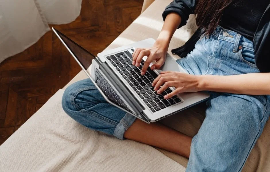 student writing college essay