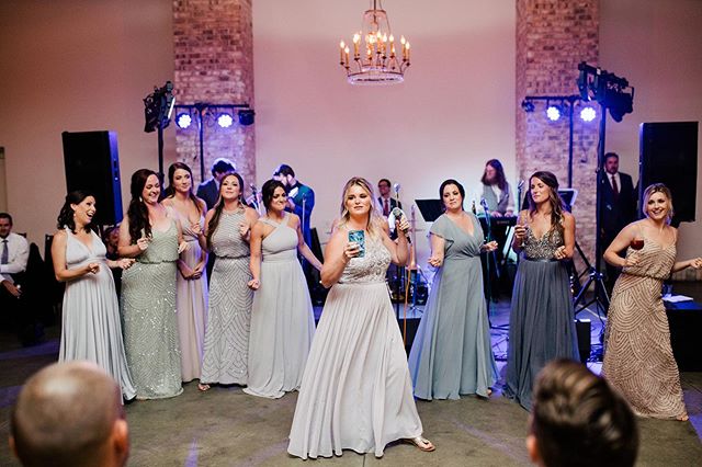 When the bridesmaids reach out to plan a surprise number with the band, we&rsquo;re up for the challenge!
.
📸: @cameronfaye_
⛪: @wrightsvillemanornc
📚: @bubblyeventsnc
💇🏼&zwj;♀️: @lvzhair
💄: @amykmua
.
#wedding #ncwedding #wilmingtonwedding #ilm